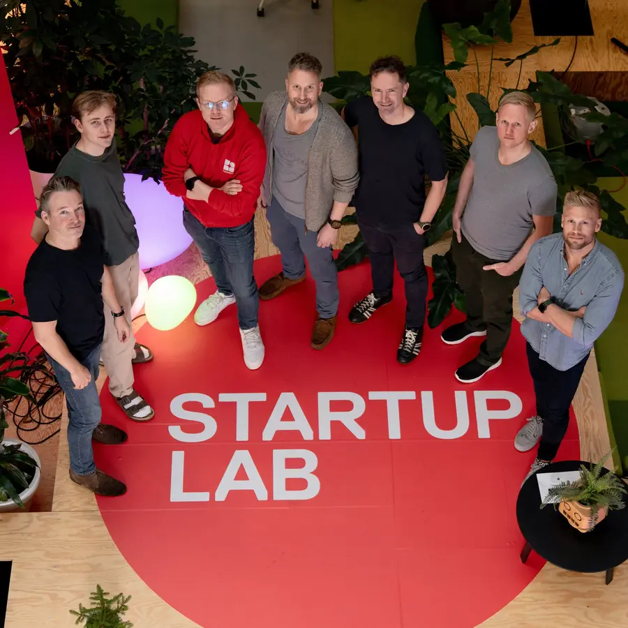 The novem team together at StartupLab in Oslo.